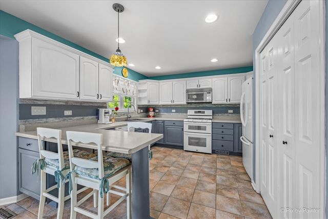 36452 N Tara Court, Ingleside, IL 60041