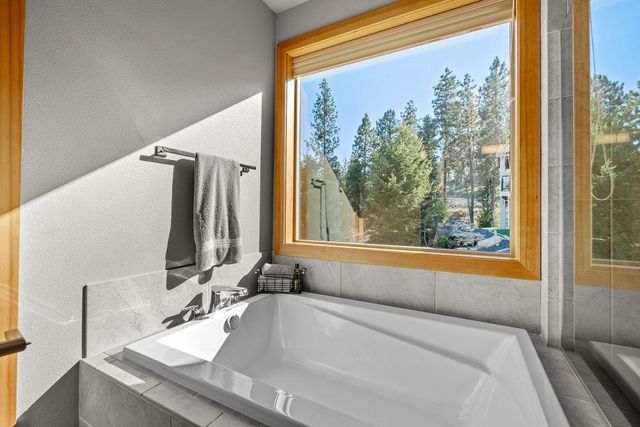 13022 E San Juan Ln, Spokane Valley, WA 99206