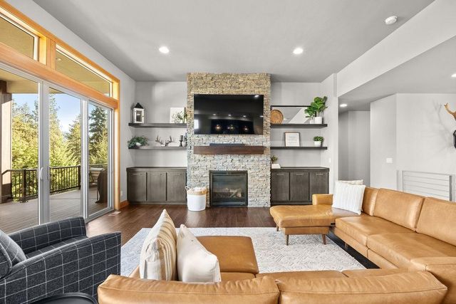 13022 E San Juan Ln, Spokane Valley, WA 99206