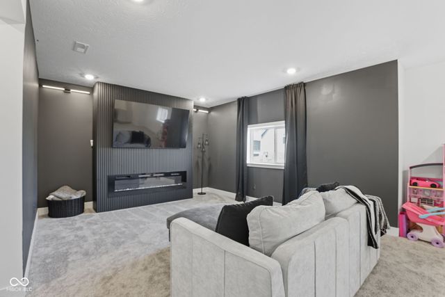 11420 Gammel Place, Fishers, IN 46040