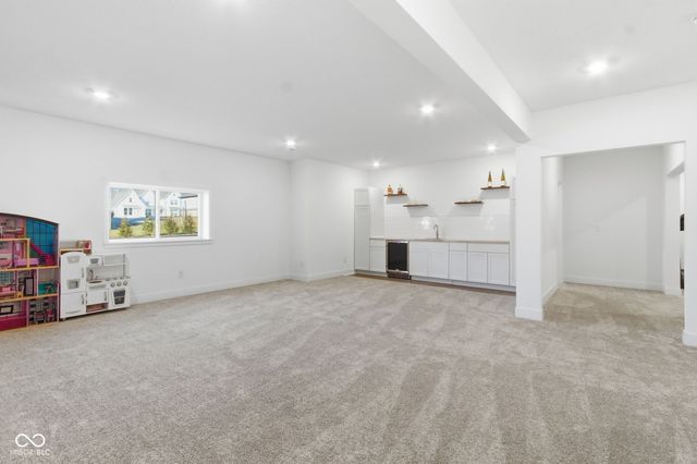 11420 Gammel Place, Fishers, IN 46040