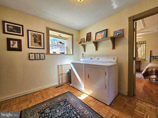 205 VALLEY VIEW RD, Hellertown, PA 18055