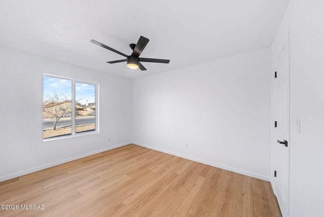 8022 N Oldfather Road, Tucson, AZ 85741