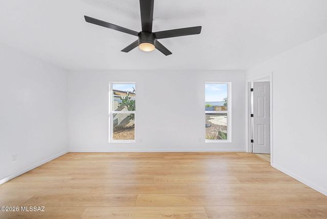 8022 N Oldfather Road, Tucson, AZ 85741