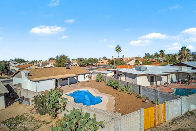 8022 N Oldfather Road, Tucson, AZ 85741