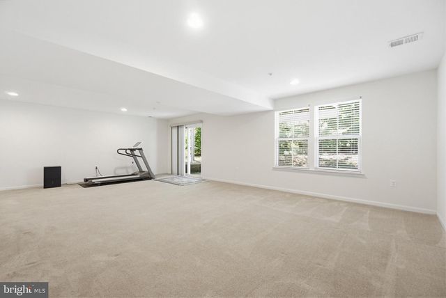 6446 PARK FOREST CIR, Elkridge, MD 21075