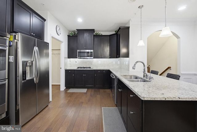 6446 PARK FOREST CIR, Elkridge, MD 21075