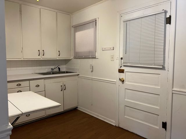 10 E Jefferson Avenue 2, Naperville, IL 60540