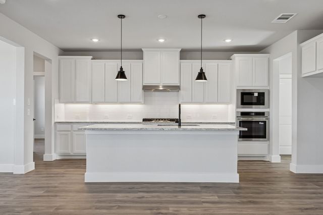 4551 Night Hawk Trail, Waxahachie, TX 75165