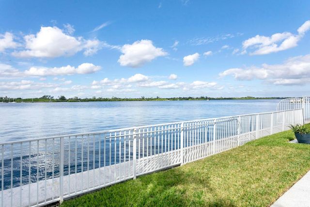 2860 S Ocean Boulevard 516, Palm Beach, FL 33480