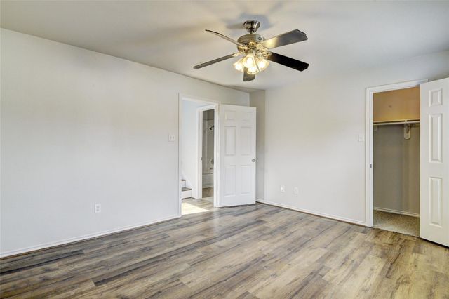 7042 Plum Creek Terrace Lane, Houston, TX 77087
