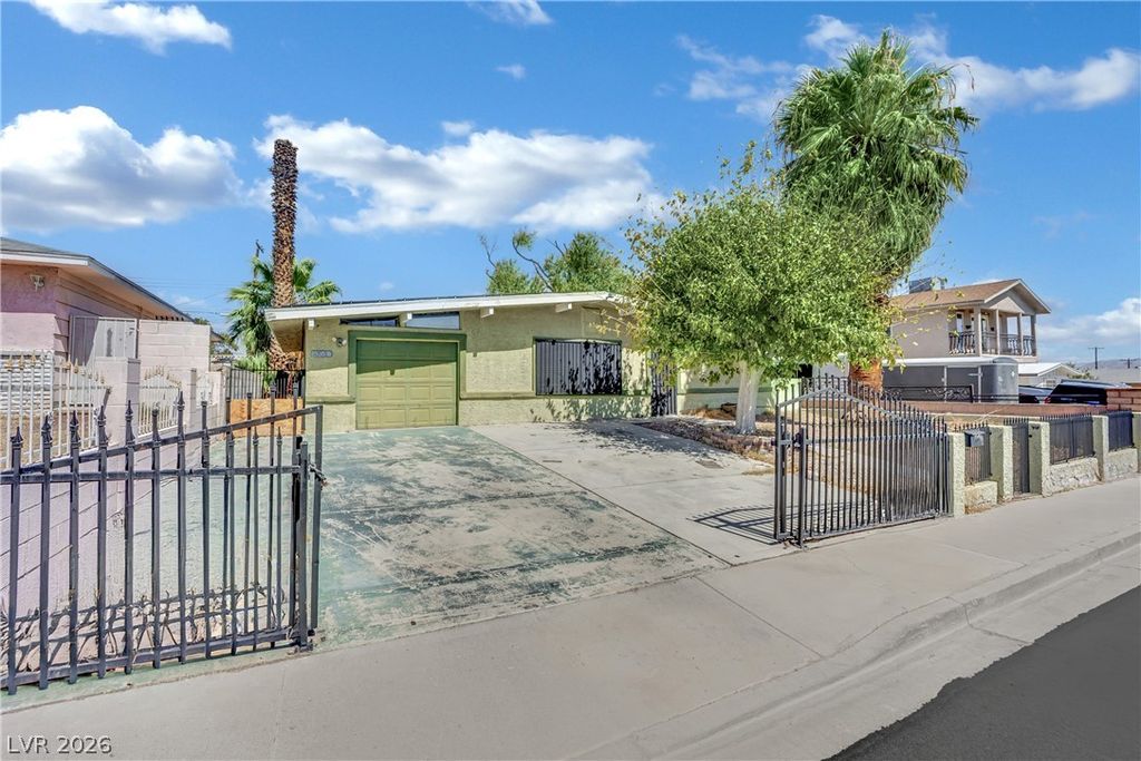500 Recco Avenue, North Las Vegas, NV 89030 — exterior