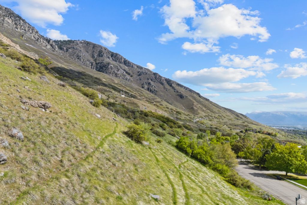 Image 13 of property listing at 1392 N 1500 E 45, Provo, UT 84604