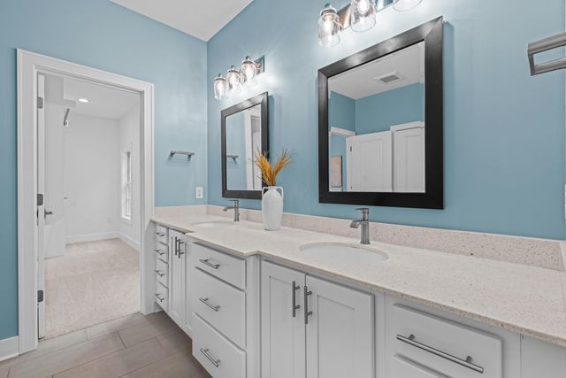 43 W Whittier Street, Columbus, OH 43206