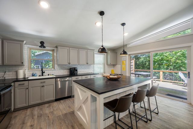 14 Gamlingay Lane, Bella Vista, AR 72714