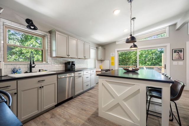 14 Gamlingay Lane, Bella Vista, AR 72714