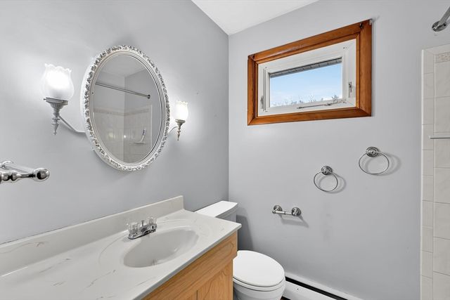 193 Marmon St, Springfield, MA 01129