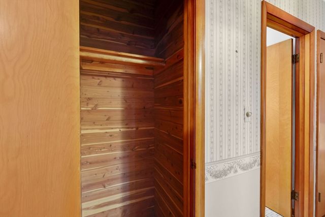 193 Marmon St, Springfield, MA 01129