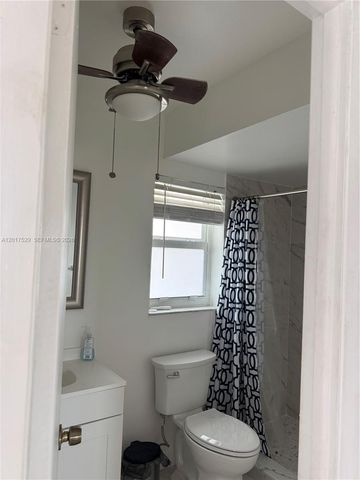 9041 Sunrise Lakes Boulevard 303, Sunrise, FL 33322