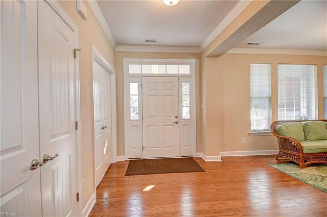 1304 Thrasher LNDG, Chesapeake, VA 23320