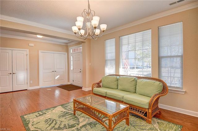 1304 Thrasher LNDG, Chesapeake, VA 23320