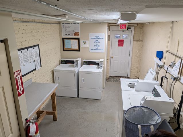 15 University 25, Brookline, MA 02445