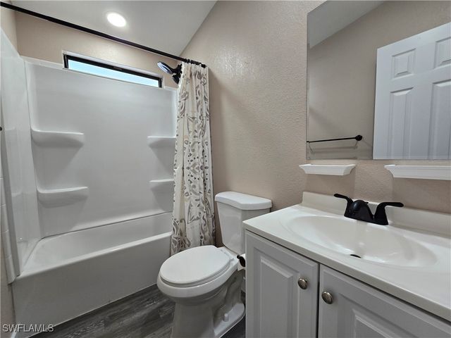 4701 Leilani LN, Bonita Springs, FL 34134