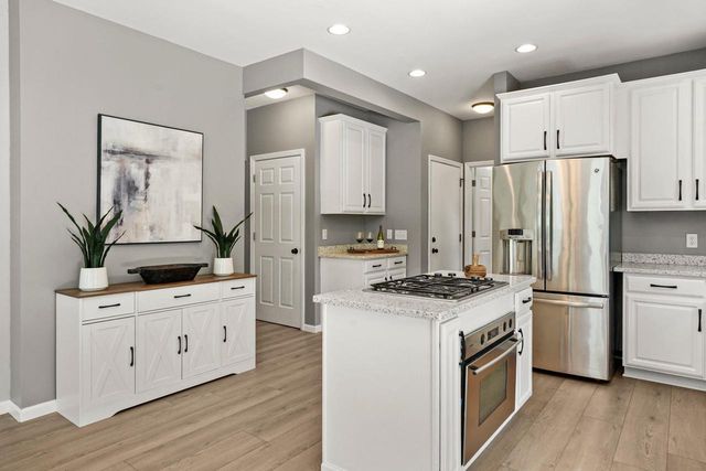 3058 Saddle Brooke Trail, Sun Prairie, WI 53590