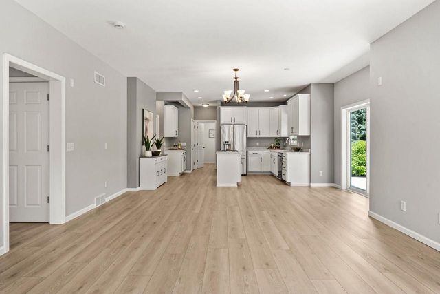 3058 Saddle Brooke Trail, Sun Prairie, WI 53590