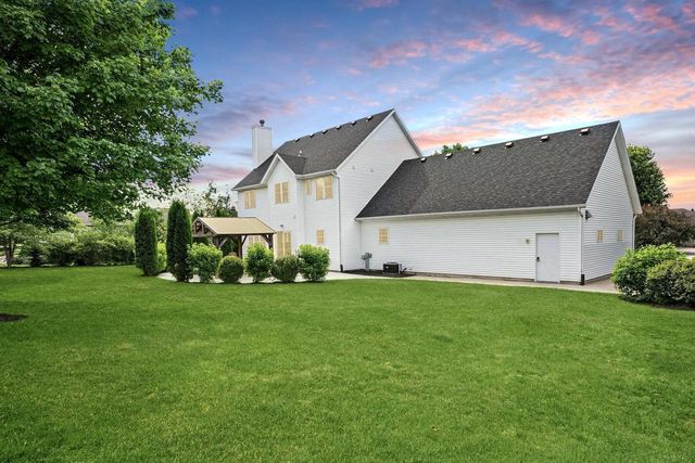 3058 Saddle Brooke Trail, Sun Prairie, WI 53590
