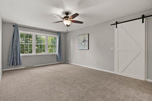 3058 Saddle Brooke Trail, Sun Prairie, WI 53590
