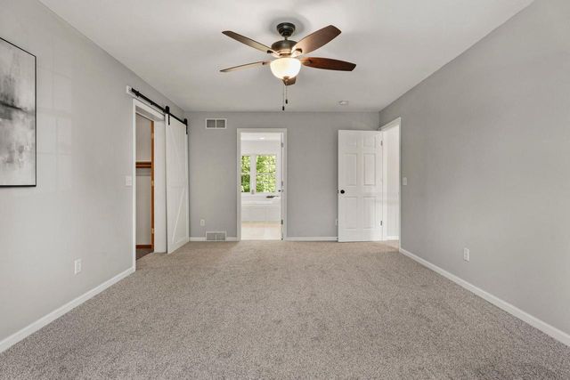 3058 Saddle Brooke Trail, Sun Prairie, WI 53590