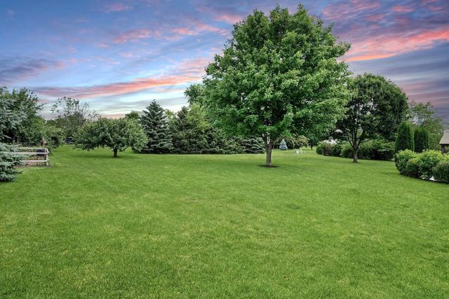 3058 Saddle Brooke Trail, Sun Prairie, WI 53590
