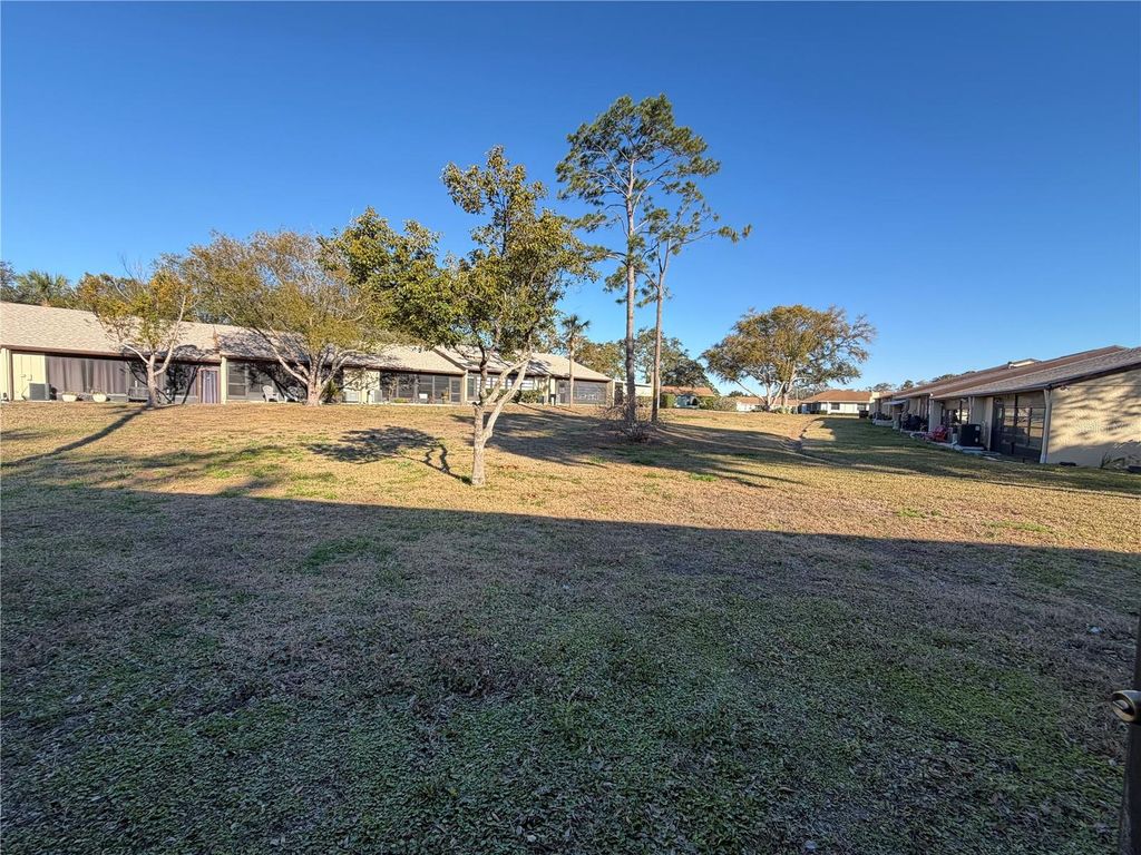 Image 15 of property listing at 11210 DOLLAR LAKE DRIVE 2, Port Richey, FL 34668