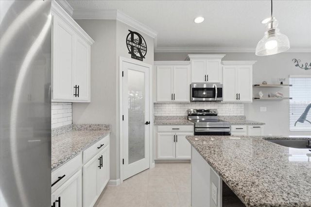 333 MEADOW POINTE DRIVE, Haines City, FL 33844