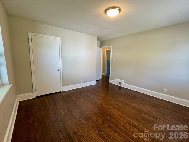 106 Crest Street, Mount Holly, NC 28120