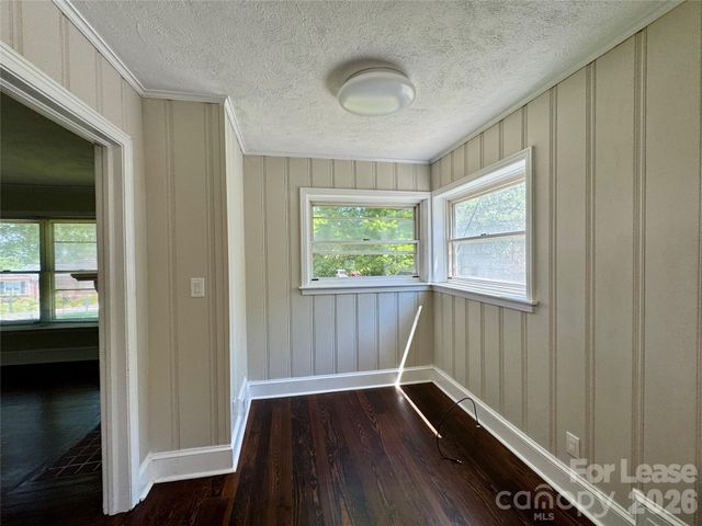 106 Crest Street, Mount Holly, NC 28120