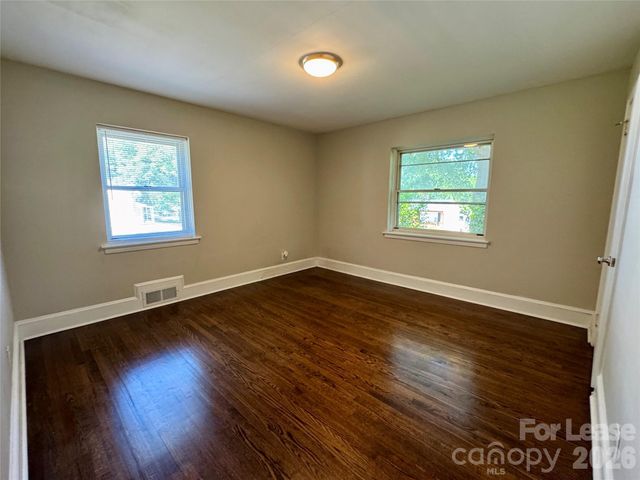 106 Crest Street, Mount Holly, NC 28120