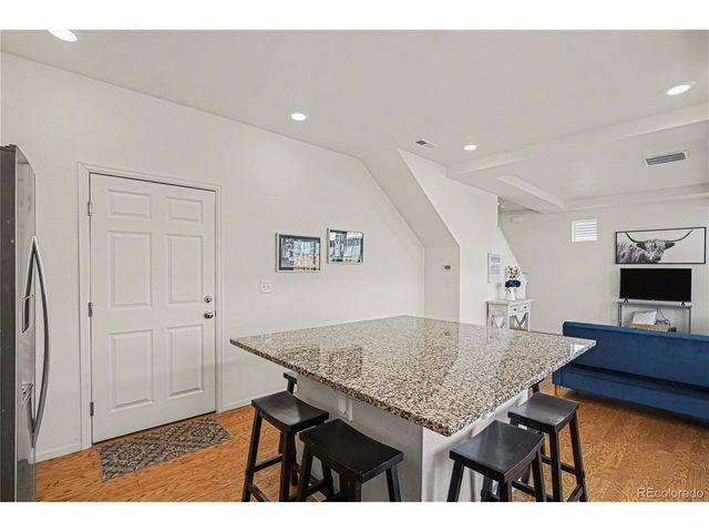 26309 E Maple Dr, Aurora, CO 80018