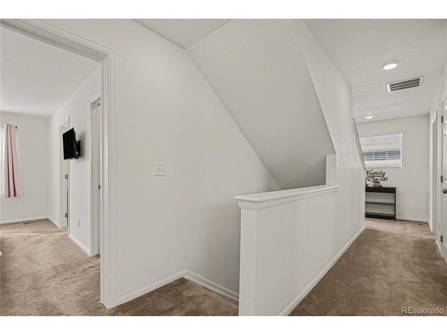 26309 E Maple Dr, Aurora, CO 80018