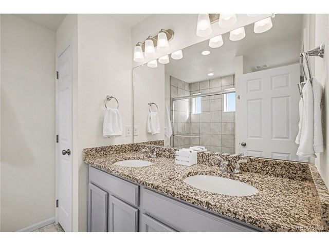 26309 E Maple Dr, Aurora, CO 80018