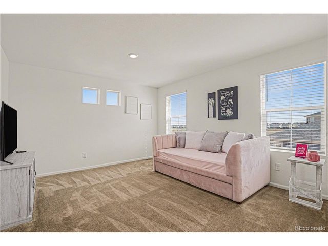 26309 E Maple Dr, Aurora, CO 80018