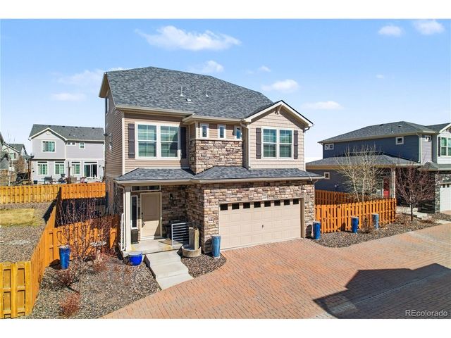 26309 E Maple Dr, Aurora, CO 80018