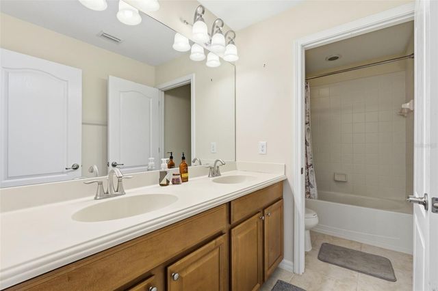 13801 CHALK HILL PLACE, Riverview, FL 33579