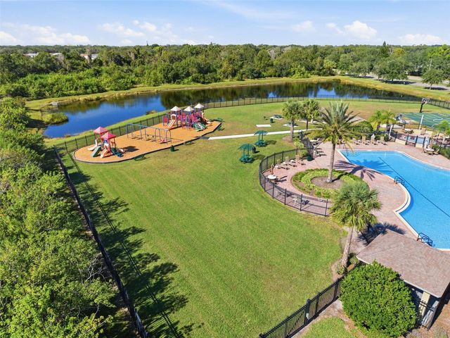 13801 CHALK HILL PLACE, Riverview, FL 33579