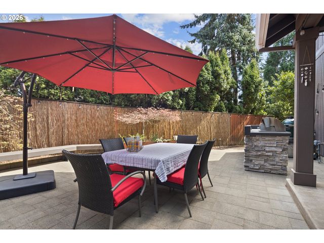 4166 GLACIER LILY St, Lake Oswego, OR 97035