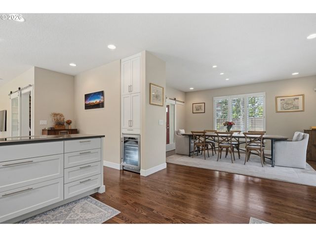 4166 GLACIER LILY St, Lake Oswego, OR 97035