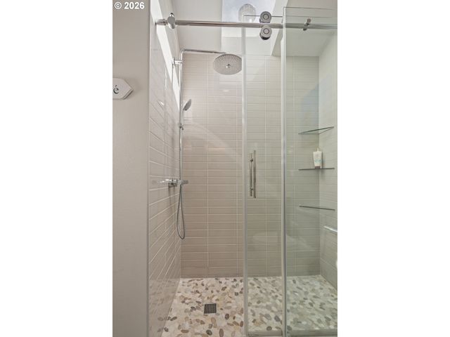 4166 GLACIER LILY St, Lake Oswego, OR 97035