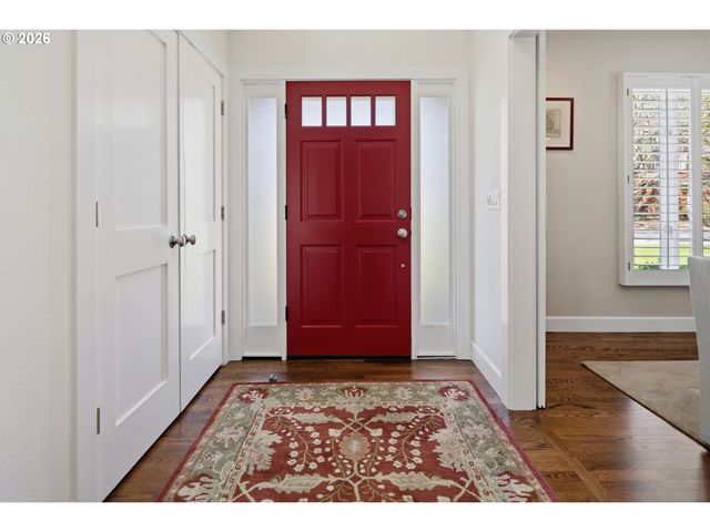 4166 GLACIER LILY St, Lake Oswego, OR 97035