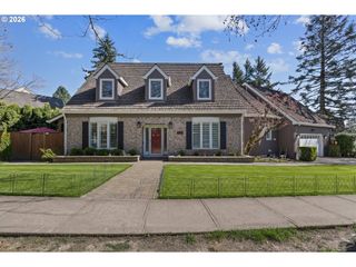 4166 GLACIER LILY St, Lake Oswego, OR 97035